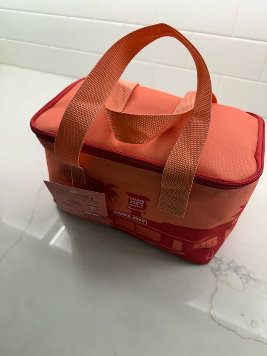 Trader Joe'S Handbags - Trader Joe’s mini cooler bag coral